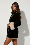 Donnia Robe