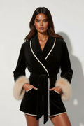 Donnia Robe